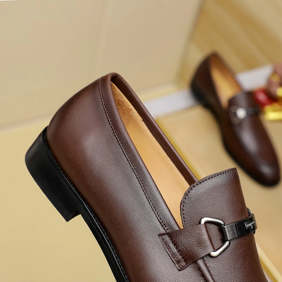 Men's shoes💰460🕷🕷[Ferragamo] Ferragamo's top men's business leather shoes💯Original copy of the official website, the upper is made of imported official website 1:1 material🍁Italian imported cowhide🇮🇹Imported cowhide lining. It’s definitely not made with ordinary craftsmanship, it’s the model used by celebrities! The factory’s craftsmanship is designed to create the most perfect shoes for trendy men! Colors available! Code number 38-44 (45.46 customized)......